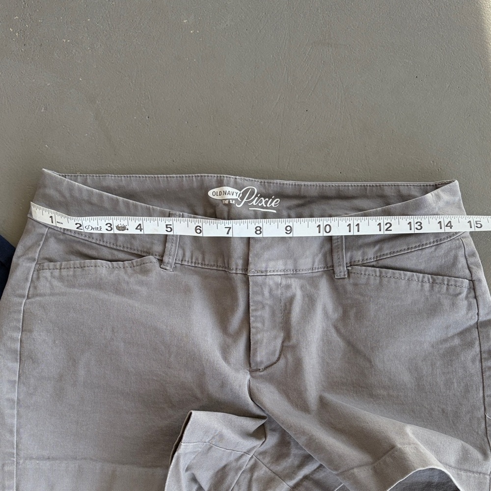 Old Navy Le Pixie Shorts Bundle in Navy Blue and Gray Size 2 - Picture 4 of 9